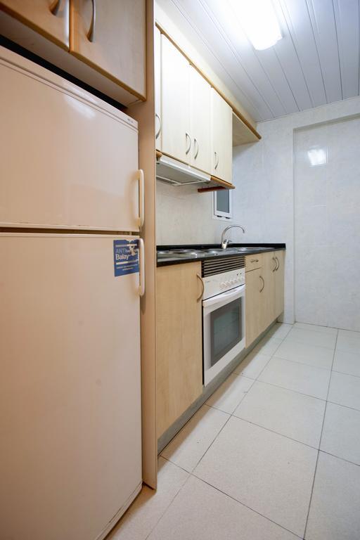 Goya Apartments Салоу Екстер'єр фото