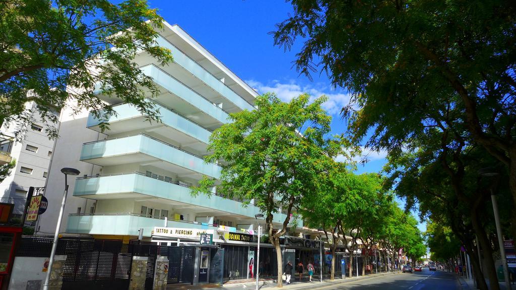 Goya Apartments Салоу Екстер'єр фото