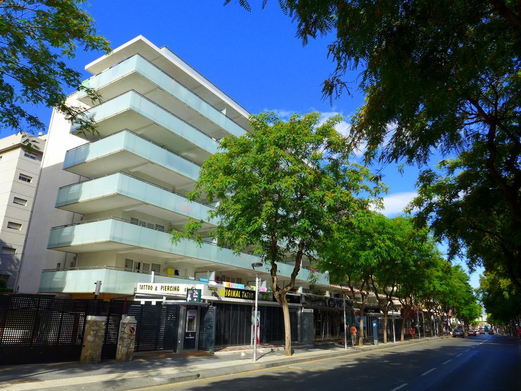 Goya Apartments Салоу Екстер'єр фото
