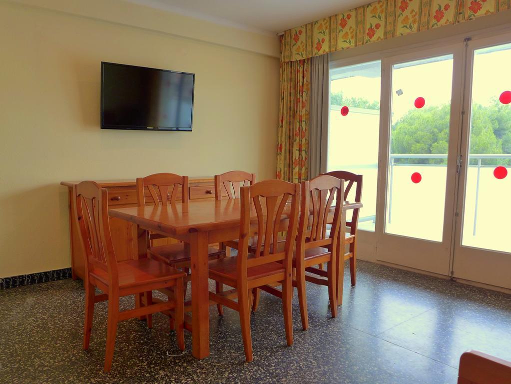 Goya Apartments Салоу Екстер'єр фото